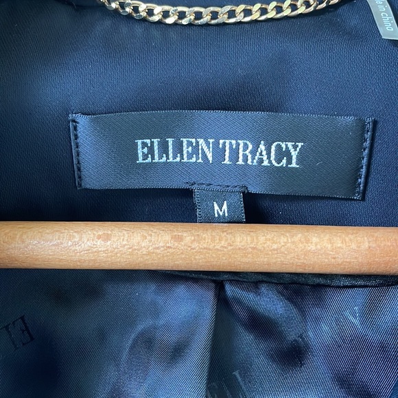 Classic Black Trench Coat - Picture 3 of 8